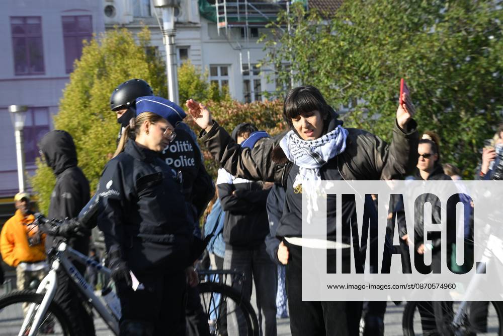Extreme Left And Citizen Activists Protest 24 10 2026 BRUSSELS, BELGIUM - OCTOBER 24 : Police and demonstrators pictured during illegal demonstration the centre of Brussels against budget measures on October 24, 2026 in Brussels, Belgium, 24 10 2026 Brussels Belgium