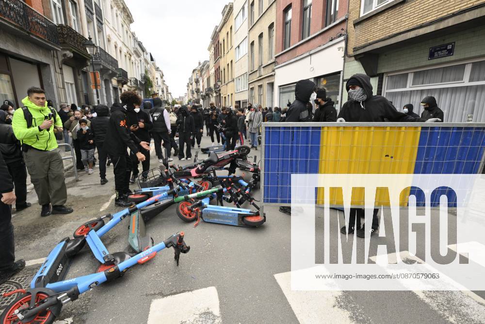 Extreme Left And Citizen Activists Protest 24 10 2026 BRUSSELS, BELGIUM - OCTOBER 24 : Police and demonstrators pictured during illegal demonstration the centre of Brussels against budget measures on October 24, 2026 in Brussels, Belgium, 24 10 2026 Brussels Belgium