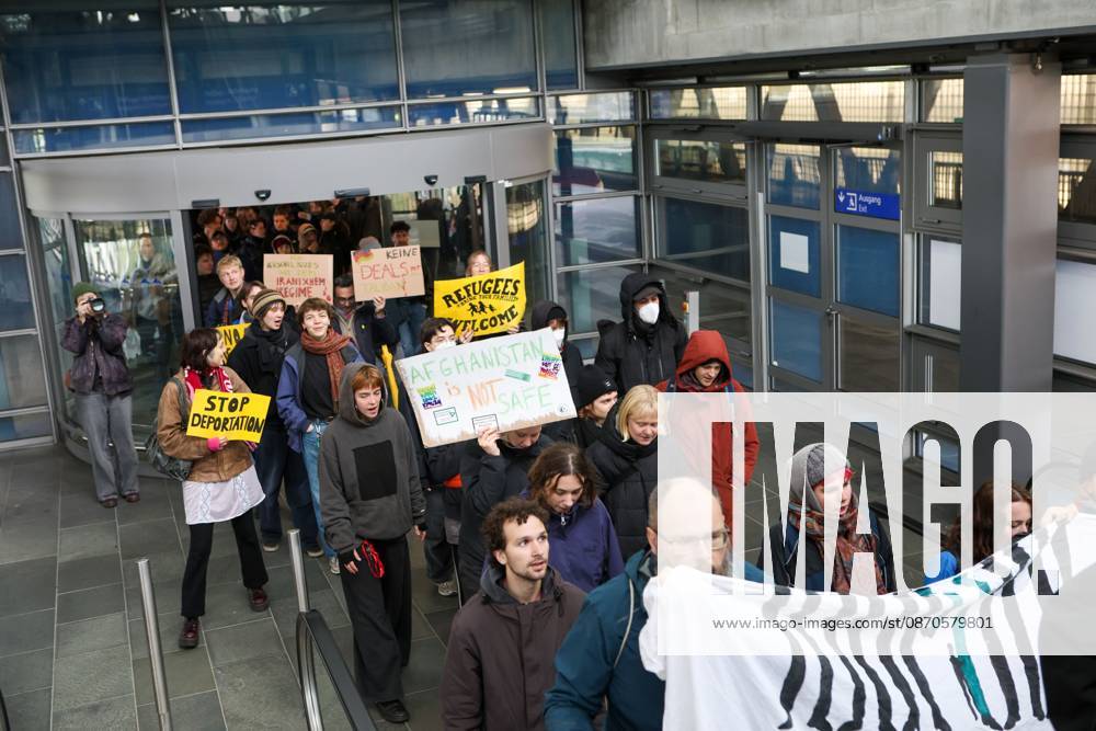 Leipzig Airport Hosts Anti-Deportation Protest SCHKEUDITZ, GERMANY OCTOBER 24, 2026: Demonstrators take part in a protest against deportations at Leipzig Halle Airport as part of a nationwide day of action against deportations and deportation detention. The protest focuses particularly on charter deportation flights to Afghanistan. Schkeuditz Saxony Germany