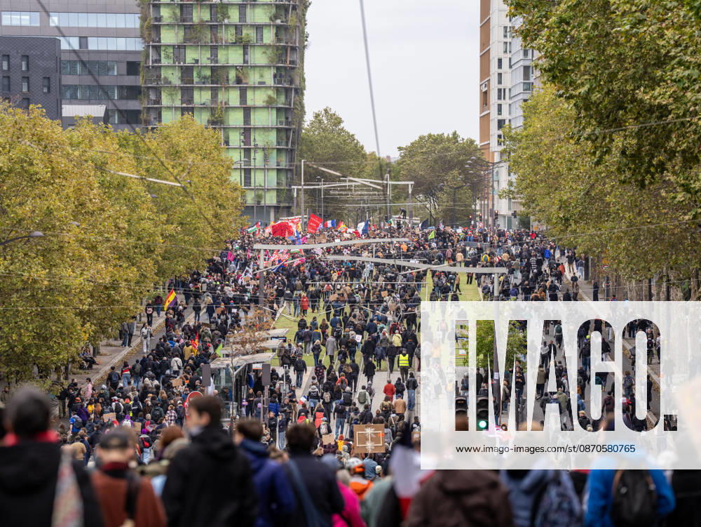 Paris demonstration on October 24, 2026 Paris, October 24, 2026 Charles Cohen Boyer Bestimage Paris demonstration on October 24, 2026 Paris, October 24, 2026 Paris, France