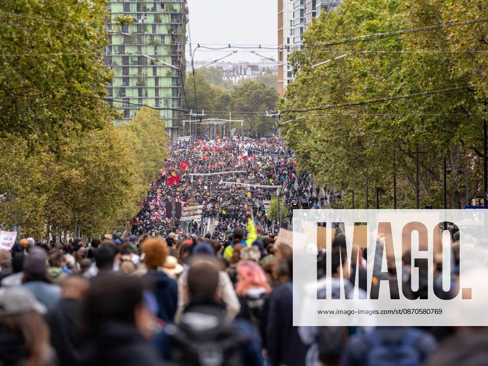 Paris demonstration on October 24, 2026 Paris, October 24, 2026 Charles Cohen Boyer Bestimage Paris demonstration on October 24, 2026 Paris, October 24, 2026 Paris, France