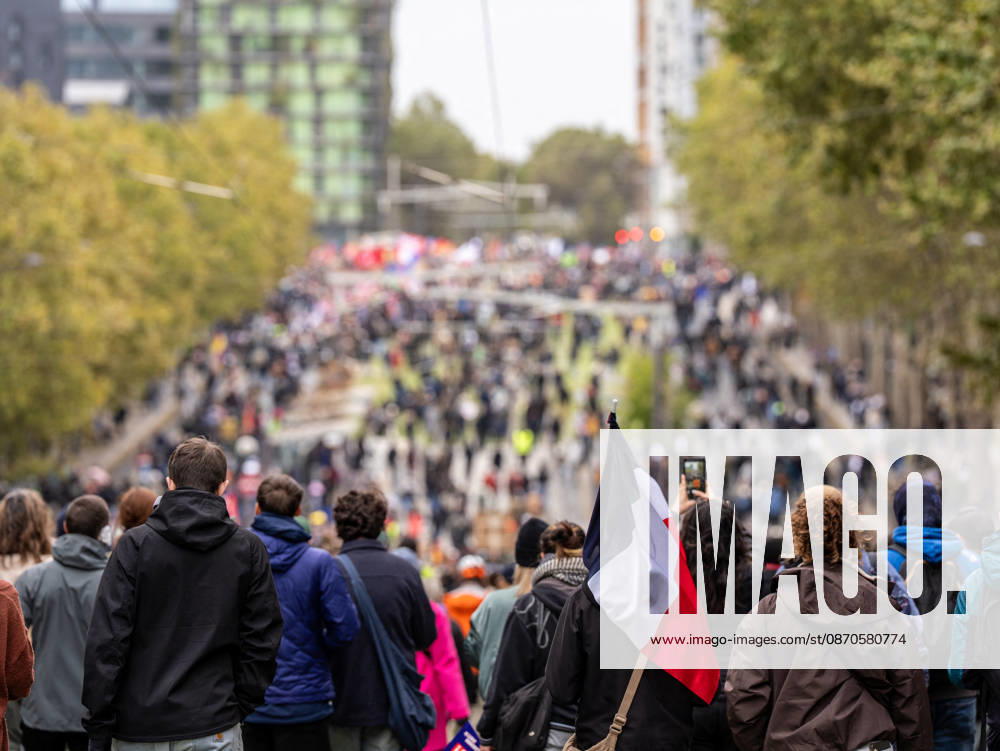 Paris demonstration on October 24, 2026 Paris, October 24, 2026 Charles Cohen Boyer Bestimage Paris demonstration on October 24, 2026 Paris, October 24, 2026 Paris, France