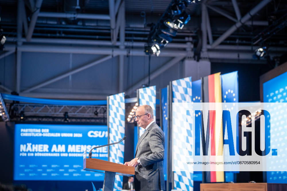 Bundeskanzler Friedrich Merz spricht vor dem CSU-Parteitag in München;Parteitag der CSU in München, München Bayern Deutschland Messegelände München