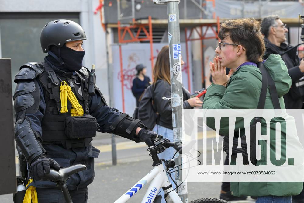 Extreme Left And Citizen Activists Protest 24 10 2026 BRUSSELS, BELGIUM - OCTOBER 24 : Police and demonstrators pictured during illegal demonstration the centre of Brussels against budget measures on October 24, 2026 in Brussels, Belgium, 24 10 2026 Brussels Belgium