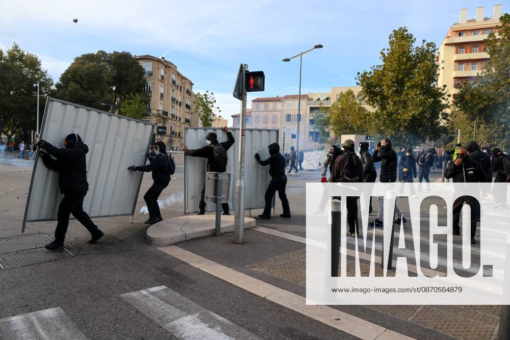 PROTESTS ON OCTOBER 24 PHOTOPQR LA PROVENCE Gilles Bader Marseille Oct. 24, 2026 Protests in Marseille on October 24, 2026 France Oct. 24, 2026 Another day of protests this Saturday, and amid fears of renewed violence and looting, restrictions on freedom of movement and assembly have multiplied, drawing sharp criticism from civil liberties groups Marseille BdR France