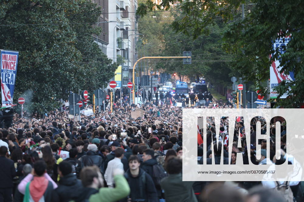 IPA90120165 - Protest Against Rising Living Costs: Milan, October 24, 2026—The march from Piazza della Repubblica heads toward Porta Venezia
