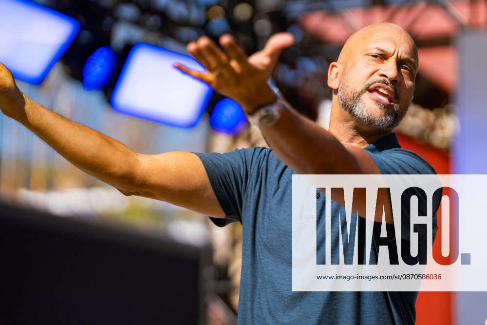 United States Grand Prix - Keegan-Michael Key In The Paddock Keegan-Michael Key (USA) Actor and Comedian in the Paddock on Saturday during the Formula 1 United States Grand Prix 2026 at Circuit of The Americas in Austin, Texas, United States, on October 24, 2026. Photo by Antoine Lapeyre Reveries Agency via ABACAPRESS.COM Austin Texas United States