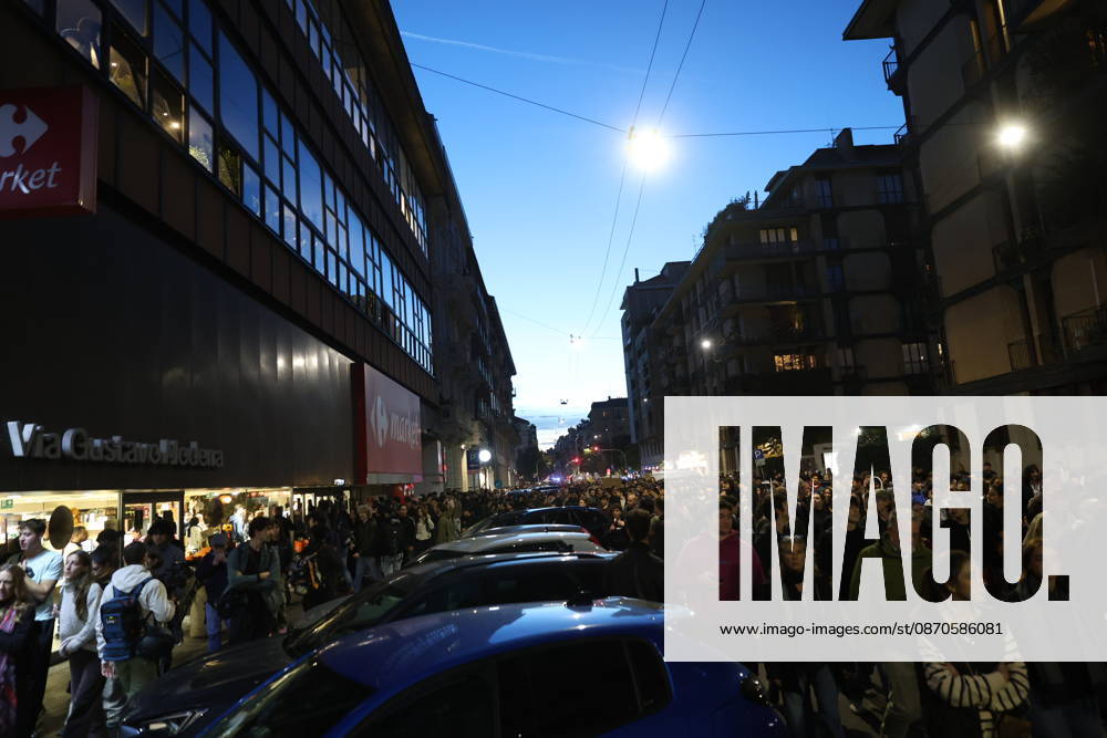 IPA90121163 - Protest Against Rising Living Costs: Milan, October 24, 2026 — The march from Piazza della Repubblica to Via Morrone