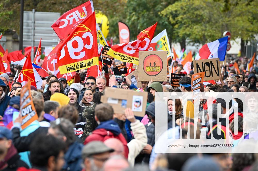 Anti-fascist demonstration in Orléans. Quentin Reix, PHOTOPQR, ECHO REPUBLICAIN, Oct. 24, 2026. Anti-fascist demonstration in Orléans. Orléans, Oct. 24, 2026. Photo by Quentin Reix. Orléans, France, Oct. 24, 2026 Protest against fascism and racism as a far-right party holds its convention in Orléans, France