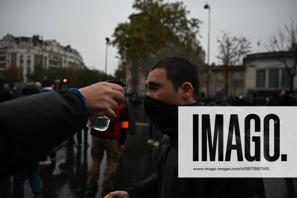 Police intervene in demonstrators amid ongoing protests in Paris PARIS, FRANCE - OCTOBER 24: Demonstrators carrying banners, gather during a demonstration amid ongoing social and political tensions in Paris, France, on October 24, 2026. Police take security measures during the protests. Mouneb Taim Anadolu Paris France. Editorial use only. Please get in touch for any other usage.
