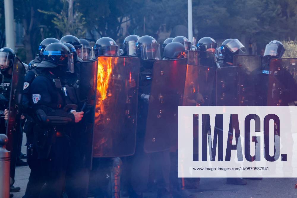 PROTESTS ON OCTOBER 24 PHOTOPQR LA PROVENCE Gilles Bader Marseille Oct. 24, 2026 Protests in Marseille throughout the day on October 24, 2026; end of the protest and clashes near Réformés, France, Oct. 24, 2026 Another day of protests this Saturday, and amid fears of renewed violence and looting, restrictions on freedom of movement and assembly have multiplied, drawing sharp criticism from civil liberties groups Marseille BdR France