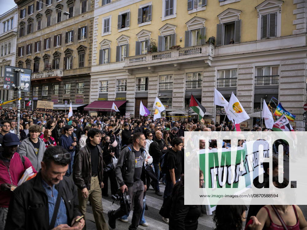Rome Anti-War Demonstration Rome, Italy, October 24, 2026. Demonstrators take part in an anti-war march, under the slogan Fuori lItalia dalla guerra (Keep Italy Out of the War). Protesters, opposing Italys involvement in wars, military rearmament and the Italian governments policies. Rome Italy
