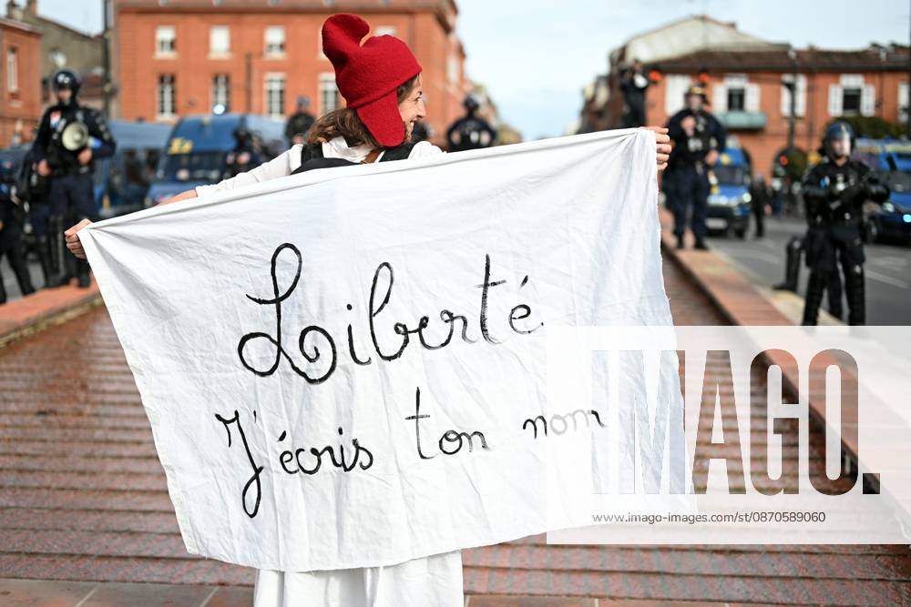 PROTEST ON OCTOBER 24, 2026: CONTEXT—PROTEST AGAINST THE HIGH COST OF LIVING AND IN SUPPORT OF THE HIGH SCHOOL STUDENT MOVEMENT REMY GABALDA MAXPPP 10 24 2026 Several thousand people protested in the streets of Toulouse in support of the high school student movement and to protest the cost of living in France. France, Oct. 24, 2026. Another day of protests this Saturday, and amid fears of renewed violence and looting, restrictions on freedom of movement and assembly have multiplied, drawing sharp criticism from civil liberties groups.