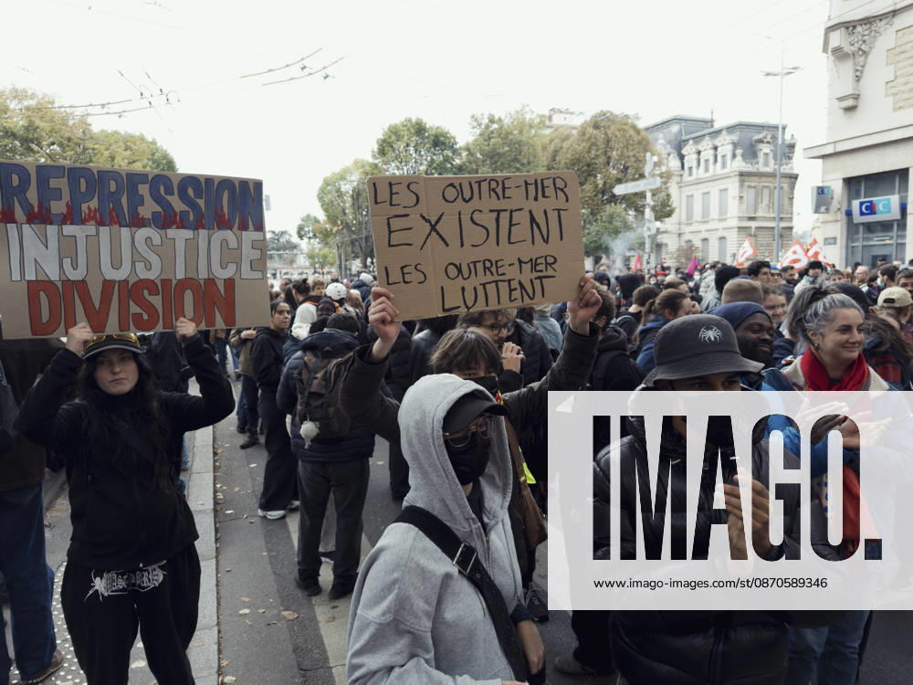 Lyon France Anti-Government Protest Protesters march with placards denouncing repression and calling for workers to be heard in Lyon, France, on October 24, 2026. The demonstration took place amid renewed protests over living costs, wages and public services, while authorities restricted gatherings in parts of central Lyon following unrest during demonstrations the previous weekend. Lyon Rhone Alpes France