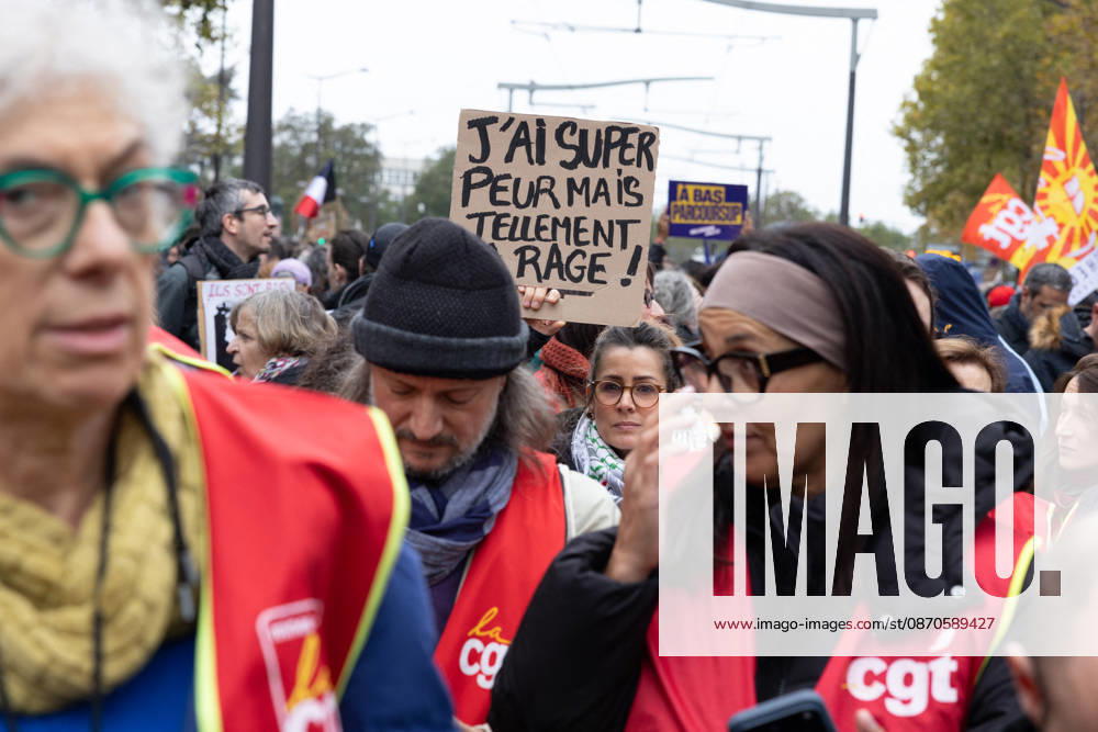 Demonstration on Saturday, October 24, 2026, starting at the Porte d’Italie in Paris. A large-scale rally brought together a massive crowd in the streets of the capital, reflecting strong popular mobilization. The demonstrators set off from the south of Paris, forming a dense procession in an atmosphere of collective mobilization. Frederic Levebvre Bestimage Paris France