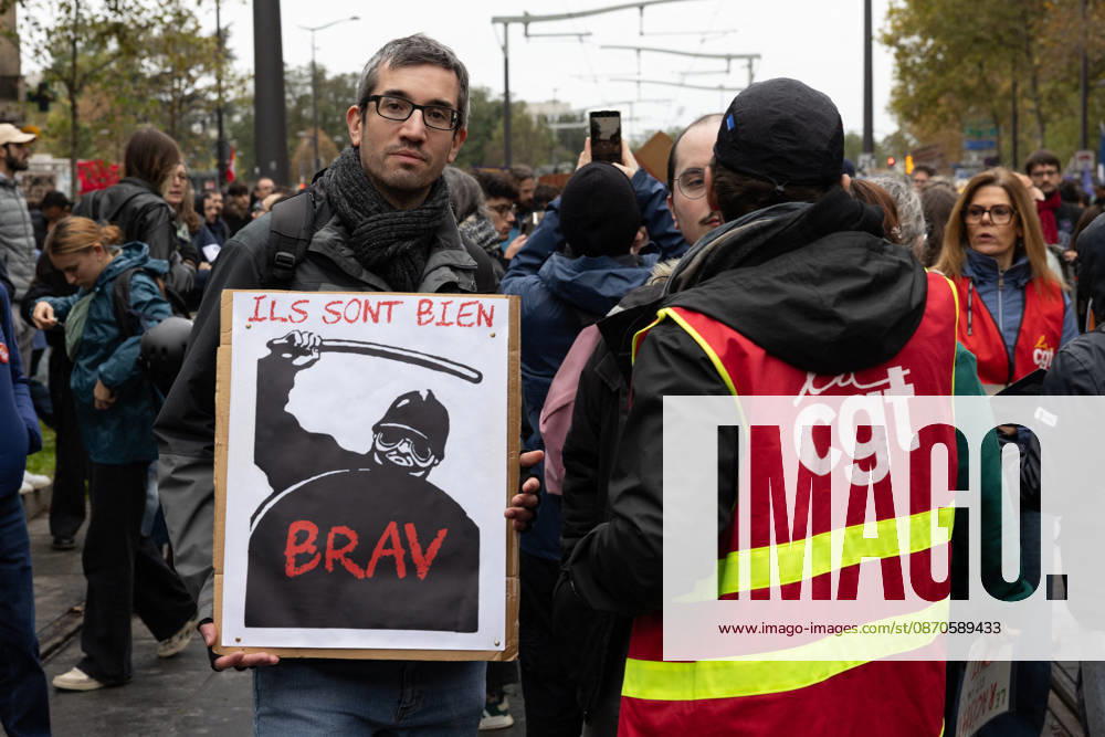 Demonstration on Saturday, October 24, 2026, starting at the Porte d’Italie in Paris. A large-scale rally brought together a massive crowd in the streets of the capital, reflecting strong popular mobilization. The demonstrators set off from the south of Paris, forming a dense procession in an atmosphere of collective mobilization. Frederic Levebvre Bestimage Paris France
