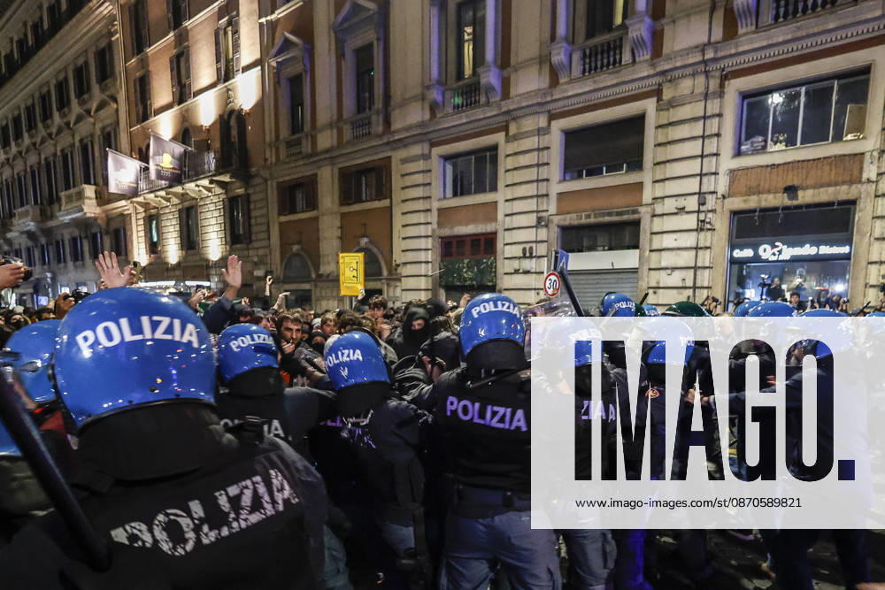 Demonstration against the Italian government in Rome ROME, ITALY, OCTOBER 24: Italian anti-riot police officers face demonstrators during a protest against the Italian government in Rome, Italy, on October 24, 2026. Riccardo De Luca Anadolu Rome Italy. Editorial use only. Please get in touch for any other usage.