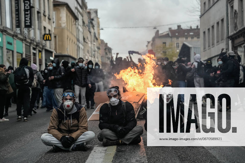 Police intervene in demonstrators amid ongoing protests in Nancy NANCY, FRANCE - OCTOBER 24: Police clash with protesters with water cannons and tear gas during a demonstration amid ongoing social and political tensions in Nancy, France, on October 24, 2026. Muhammed Said Tako Anadolu Nancy France. Editorial use only. Please get in touch for any other usage.