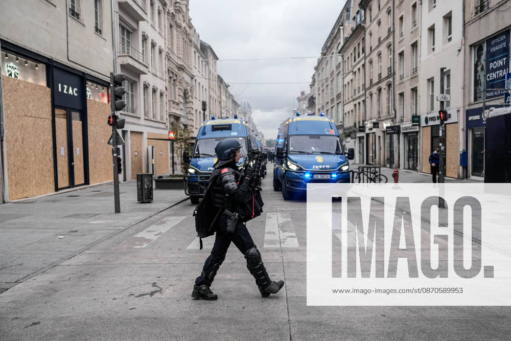 Police intervene in demonstrators amid ongoing protests in Nancy NANCY, FRANCE - OCTOBER 24: Police clash with protesters with water cannons and tear gas during a demonstration amid ongoing social and political tensions in Nancy, France, on October 24, 2026. Muhammed Said Tako Anadolu Nancy France. Editorial use only. Please get in touch for any other usage.