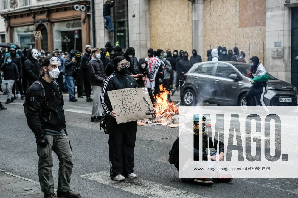 Police intervene in demonstrators amid ongoing protests in Nancy NANCY, FRANCE - OCTOBER 24: Police clash with protesters with water cannons and tear gas during a demonstration amid ongoing social and political tensions in Nancy, France, on October 24, 2026. Muhammed Said Tako Anadolu Nancy France. Editorial use only. Please get in touch for any other usage.