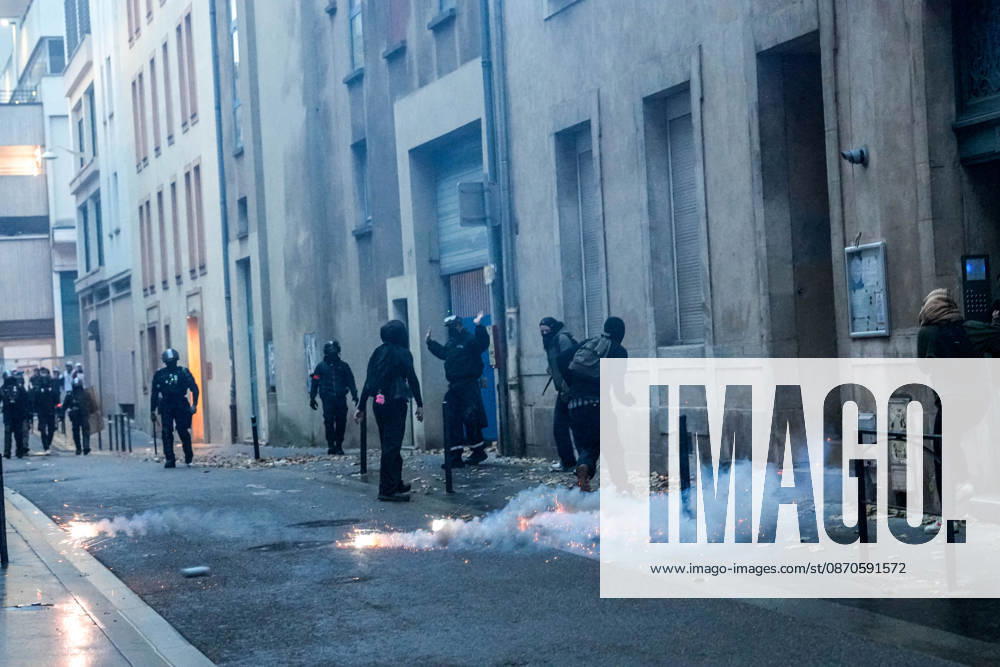 Police intervene in demonstrators amid ongoing protests in Nancy NANCY, FRANCE - OCTOBER 24: Police clash with protesters with water cannons and tear gas during a demonstration amid ongoing social and political tensions in Nancy, France, on October 24, 2026. Muhammed Said Tako Anadolu Nancy France. Editorial use only. Please get in touch for any other usage.