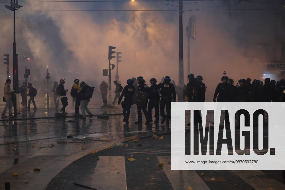 A demonstration against government policy wad held in Paris, France, on October 24, 2026. Protests follow last weekend s demonstrations, which were marked by violent clashes and widespread damage. (CTKxPhoto PavelxNemecek) CTKPhotoF202610240025601 CTKPhotoF202610240025601
