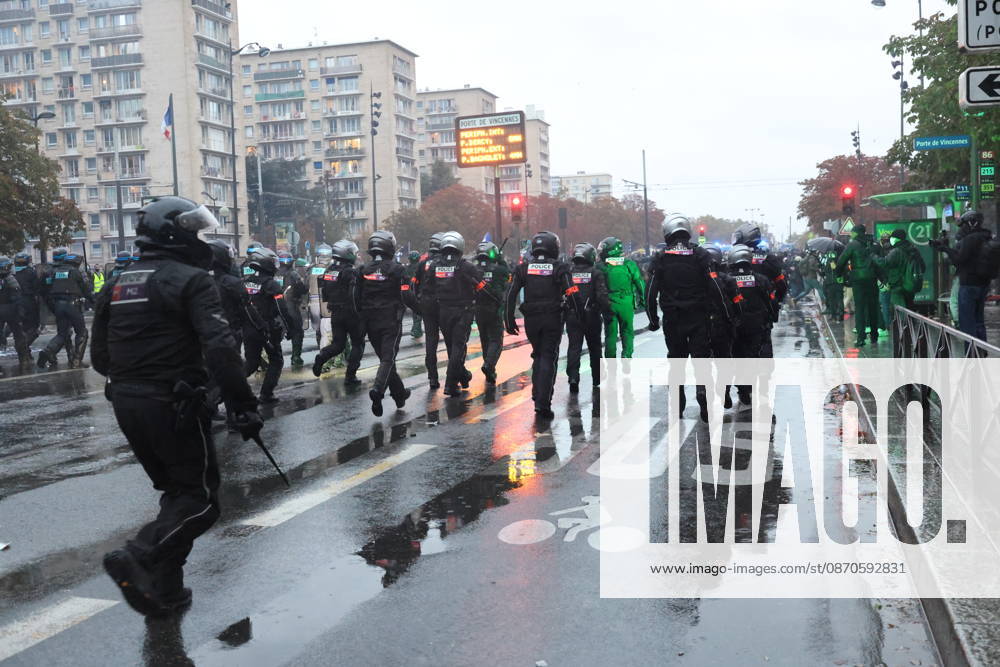 A demonstration against government policy wad held in Paris, France, on October 24, 2026. Protests follow last weekend s demonstrations, which were marked by violent clashes and widespread damage. (CTKxPhoto PavelxNemecek) CTKPhotoF202610240026301 CTKPhotoF202610240026301