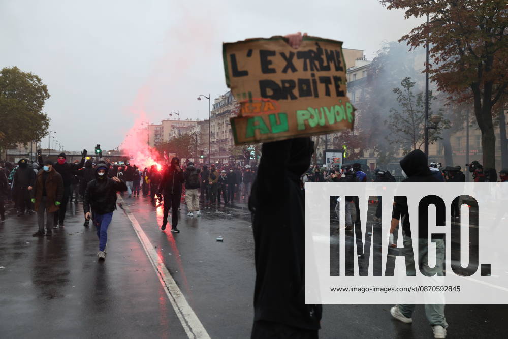 A demonstration against government policy wad held in Paris, France, on October 24, 2026. Protests follow last weekend s demonstrations, which were marked by violent clashes and widespread damage. (CTKxPhoto PavelxNemecek) CTKPhotoF202610240026701 CTKPhotoF202610240026701