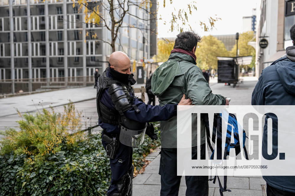 Police intervene in demonstrators amid ongoing protests in Nancy NANCY, FRANCE - OCTOBER 24: Police take measures during a demonstration amid ongoing social and political tensions in Nancy, France, on October 24, 2026. Muhammed Said Tako Anadolu Nancy France. Editorial use only. Please get in touch for any other usage.