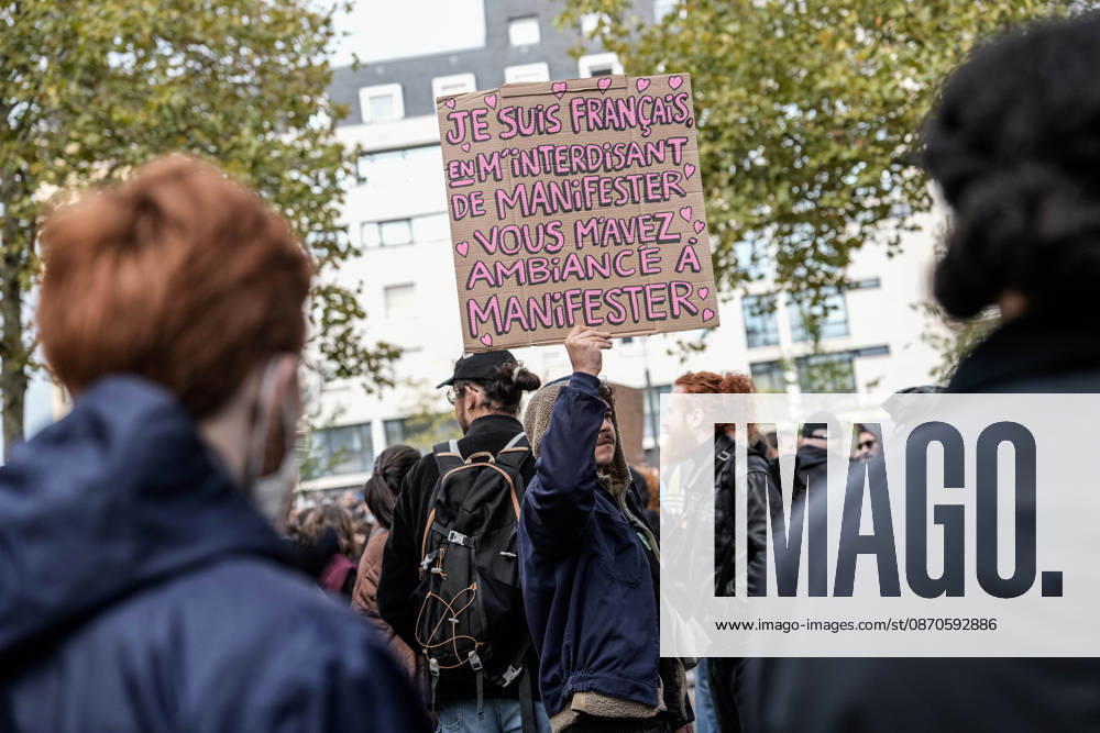 Police intervene in demonstrators amid ongoing protests in Nancy NANCY, FRANCE - OCTOBER 24: Protesters holding banners gather as police take security measures during a demonstration amid ongoing social and political tensions in Nancy, France, on October 24, 2026. Muhammed Said Tako Anadolu Nancy France. Editorial use only. Please get in touch for any other usage.