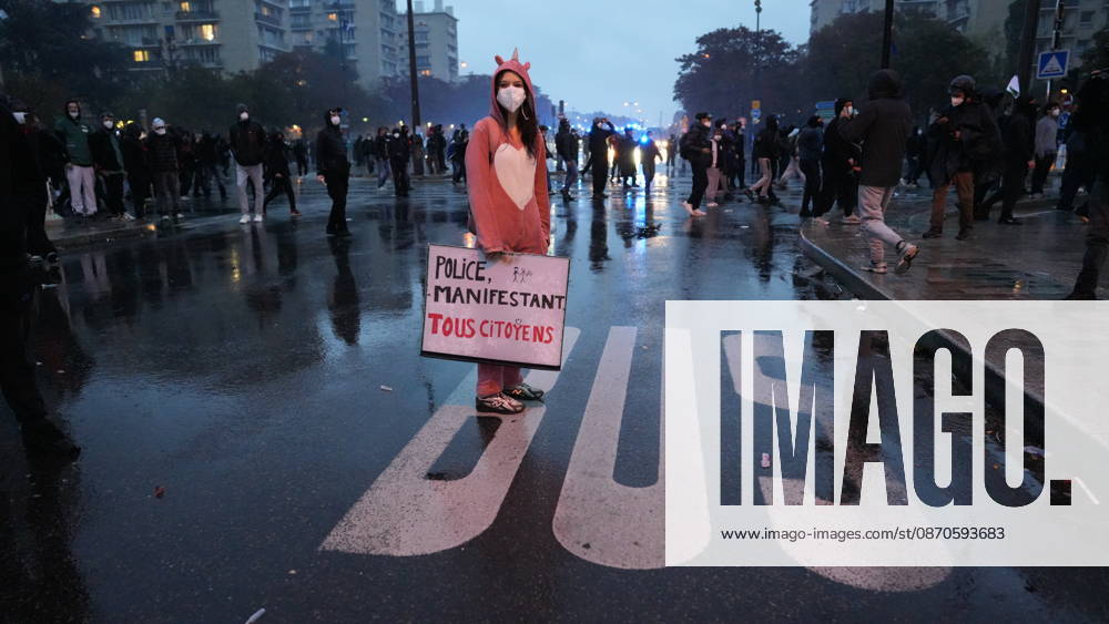 A demonstration against government policy wad held in Paris, France, on October 24, 2026. Protests follow last weekend s demonstrations, which were marked by violent clashes and widespread damage. (CTKxPhoto PavelxNemecek) CTKPhotoF202610240027701 CTKPhotoF202610240027701