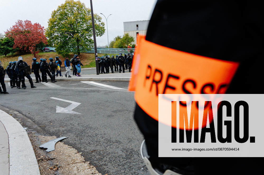 In Paris, the CGT put the number of demonstrators on the streets at 250,000, whilst the Ministry of the Interior put the figure at 110,000. Earlier, the Paris Police Prefecture had also estimated that there were 110,000 demonstrators in the capital. - 24 10 2026 - France Paris Paris - JanxSchmidt-Whitley LexPictorium LePictorium_0344808