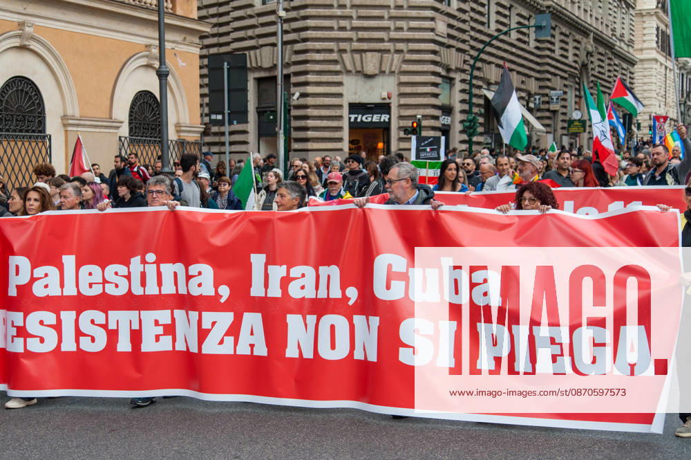 IPA90132242 - October 24, 2026: Demonstration in Rome organized by the October 17 Movement. P.S.: The photo may be used provided that the context in which it was taken is respected and that there is no intent to defame or disparage the individuals depicted.