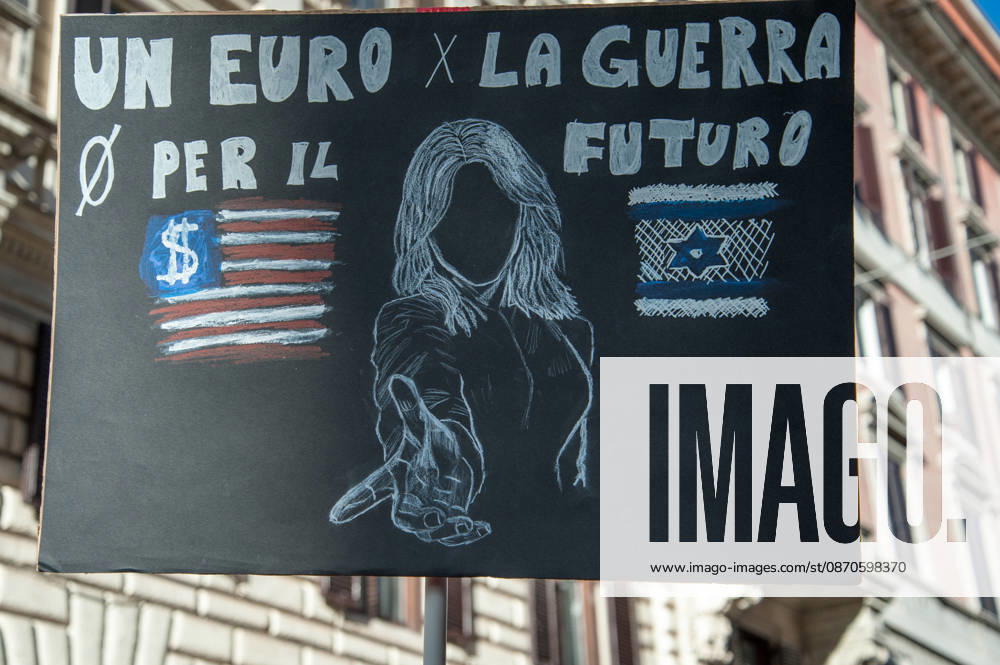 IPA90132257 - October 24, 2026: Demonstration in Rome organized by the October 17 Movement. P.S.: The photo may be used provided that the context in which it was taken is respected and that there is no intent to defame the individuals depicted.