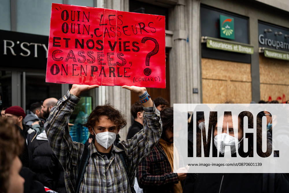 Protest against the high cost of living in Lyon on October 24, 2026 Nicolas Liponne MAXPPP Lyon 10 24 2026 A person holds a sign that reads, Wah-wah, the rioters—but what about our broken lives? during a day of protests against the high cost of living in Lyon on October 24, 2026. Protests had been banned in part of the city center following the riots on October 17. A person holds a sign that reads, Wah wah, the rioters—but what about our broken lives? during a day of protests against the high cost of living in Lyon on October 24, 2026. Protests had been banned in part of the city center following the riots on October 17. France, Oct. 24, 2026. Another day of protests this Saturday, and amid fears of renewed violence and looting, restri
