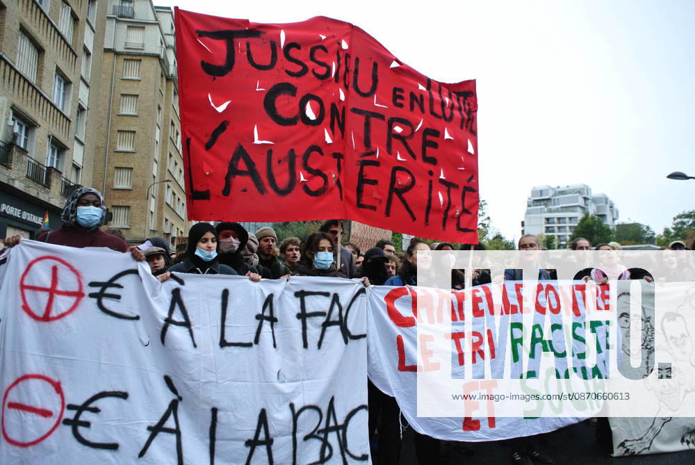 Yellow Vests Protest Act II - Paris Demonstration in favor of purchasing power, the protection of public services, and fiscal and social justice, as part of a nationwide call for mobilisation bringing together former members of the Yellow Vest movement, labor unions, high school and university students. in Paris on October 24, 2026. Photo by Karim Ait Adjedjou ABACAPRESS.COM Paris France