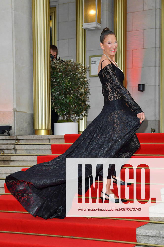 Eva Lutz beim Leipziger Opernball 2026 in der Oper Leipzig am 24.10.2026