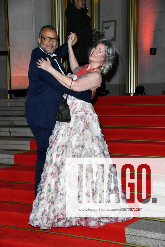 Cheryl Shepard mit Ehemann Nikolaus Okonkwo beim Leipziger Opernball 2026 in der Oper Leipzig am 24.10.2026