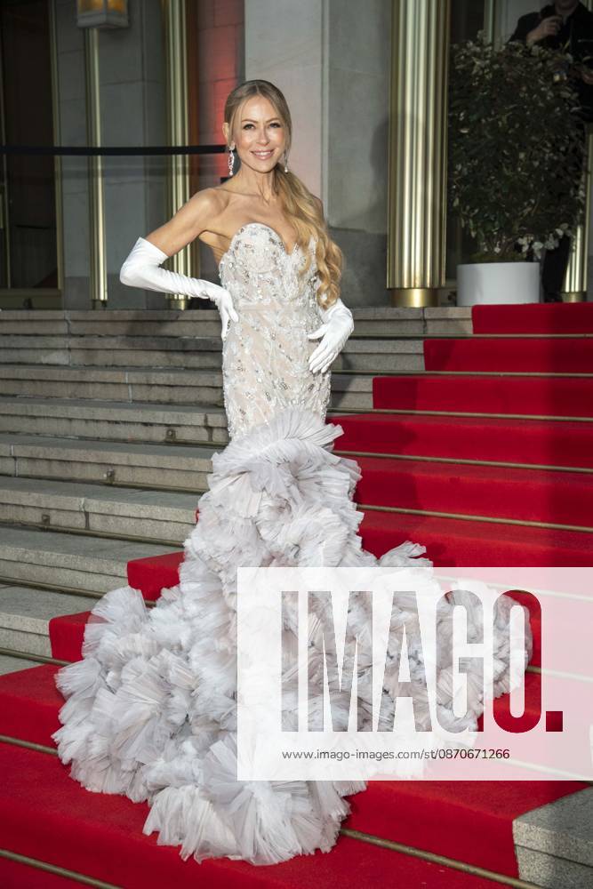 ABB OPERNBALL- Jenny Elvers zu Gast auf dem 31.Leipziger Opernball 2026 im Opernhaus am 24.10.2026 in Leipzig Sachsen Deutschland