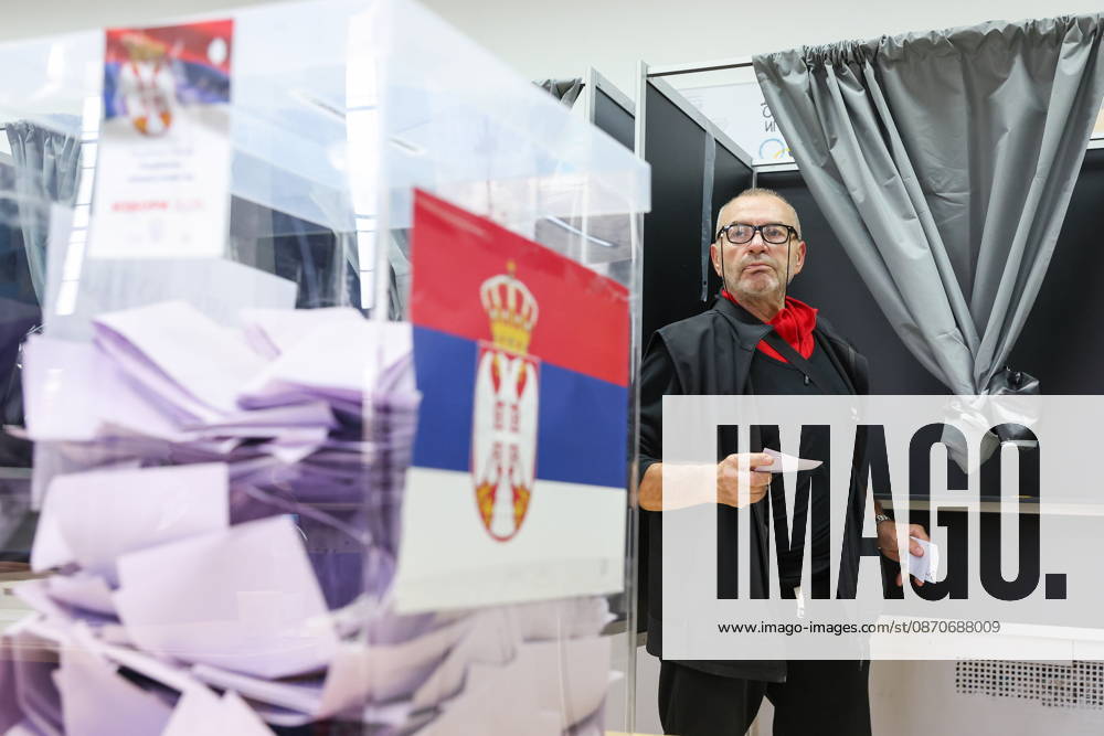 SERBIA, BELGRADE - OCTOBER 25, 2026: A man casts his ballot at a polling station during the 2026 Serbian parliamentary election. On 25 October, the Serbs went to the polls to elect members of the country s unicameral parliament, Narodna Skupshtina. Alexander Ryumin TASS 99953442