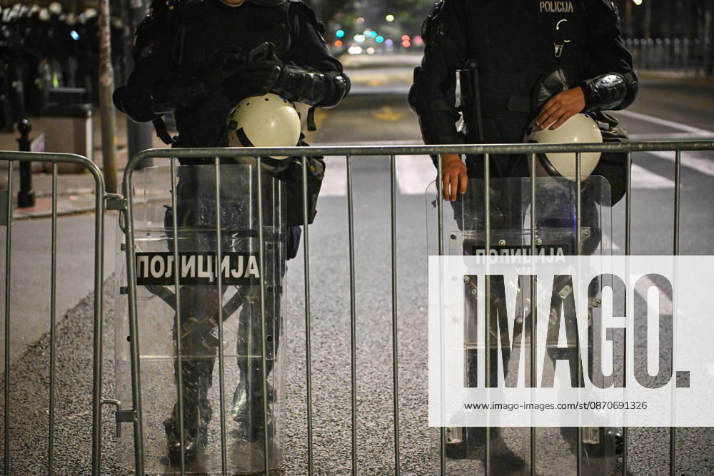Heavy police presence at Pioneers Park in Belgrade, on the night of the Serbian elections on 25 October, 2026 Belgrade Serbia - ZUMAa256 20261025_zip_a256_004