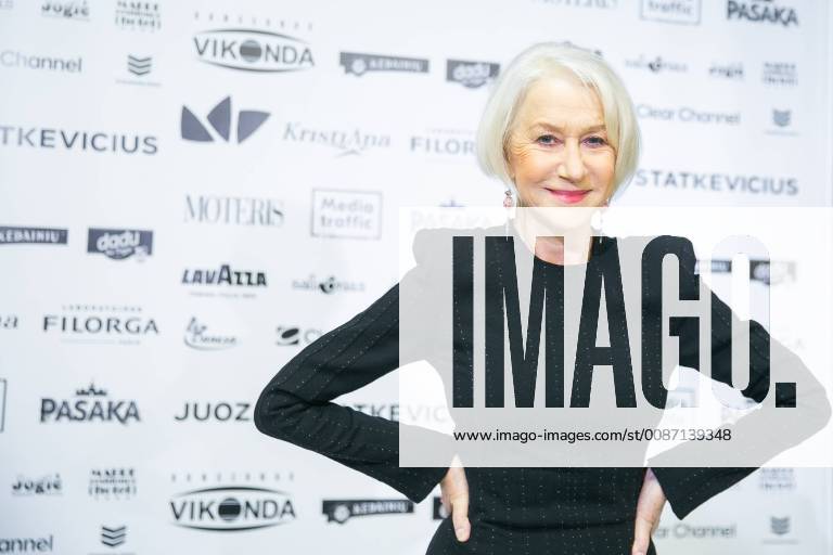 2018-11-28 Vilnius Lithuania. British actress Dame Helen Mirren arrives to Lithuanian designer Juozas Statkevicius fashion show in Vilnius on Wednesday 28 November 2018. Mirren is taking part in filming Sky and HBO drama Catherine the Great about 18th century Russian Empress. LITHUANIA OUT. Vilnius Lithuania