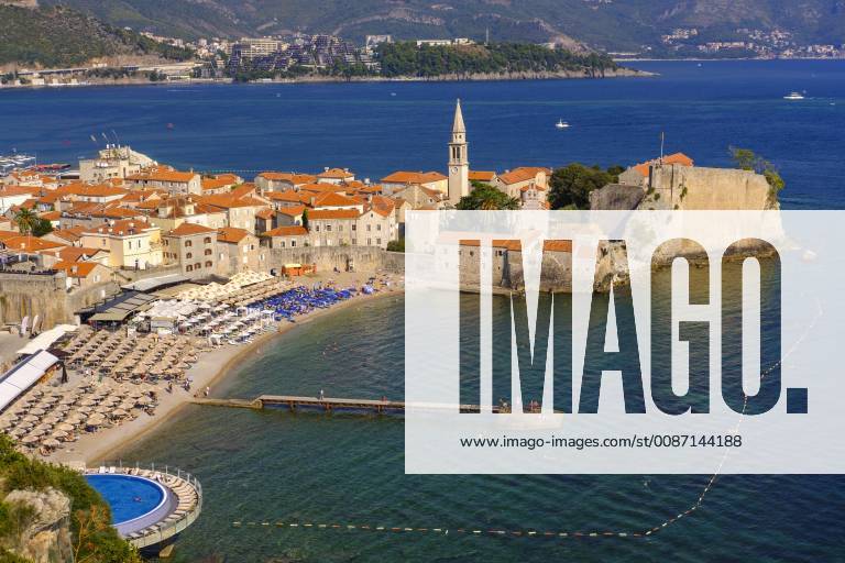 Altstadt mit Stadtstrand, Budva, Adriaküste, Montenegro, Europa