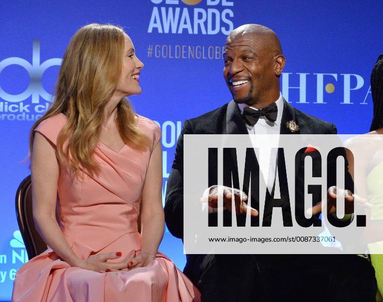 Actors Leslie Mann and Terry Crews prepare to announce the nominees for the 76th annual Golden Globe Awards at the Beverly Hilton Hotel in Beverly Hills, California on December 6, 2018. LAP2018120606 JIMxRUYMEN