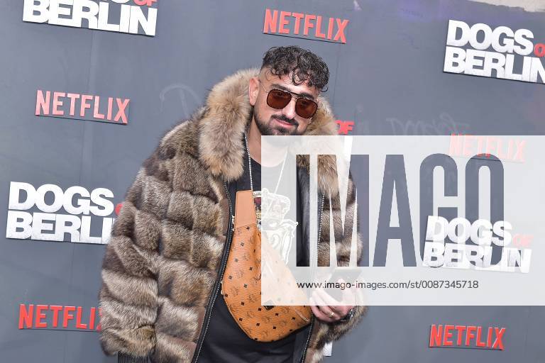 Weltpremiere von DOGS OF BERLIN Haftbefehl, buergerlich Aykut Anhan, ist ein tuerkeistaemmiger deutscher Rapper am schwarzen Teppich zur Weltpremiere von DOGS OF BERLIN im Kino International am 06.12.2018