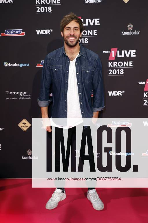 Max Giesinger bei der 19. Verleihung der 1Live Krone 2018 in der Jahrhunderthalle. Bochum