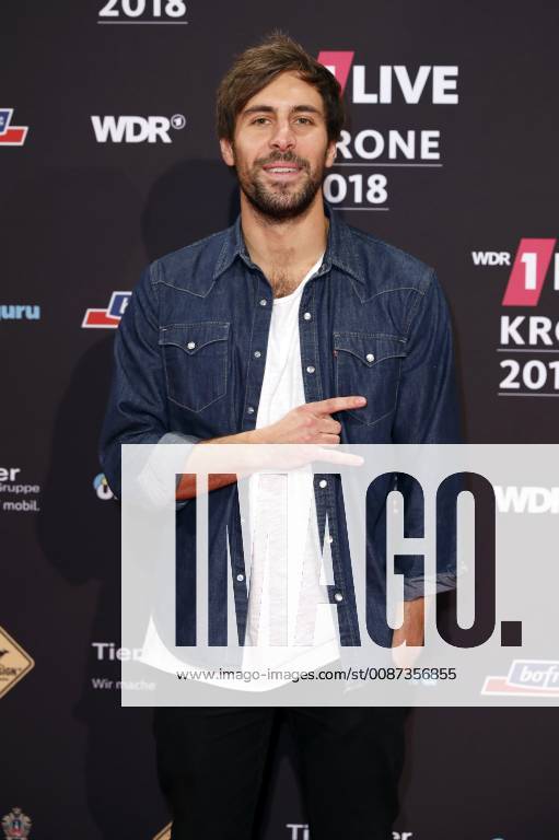 Max Giesinger bei der 19. Verleihung der 1Live Krone 2018 in der Jahrhunderthalle. Bochum