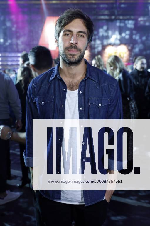 Max Giesinger bei der 19. Verleihung der 1Live Krone 2018 in der Jahrhunderthalle. Bochum