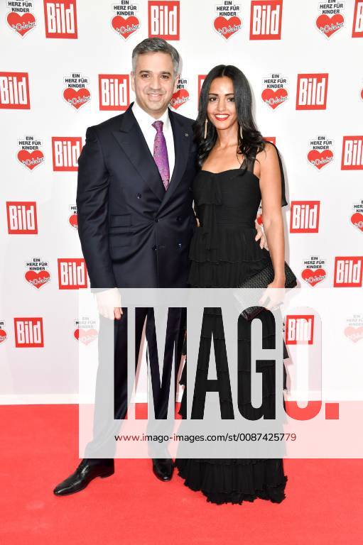 Sawsan Chebli mit Ehemann Nizar Maarouf bei der TV Spendengala Ein Herz für Kinder 2018 im Studio G in Adlershof. Berlin