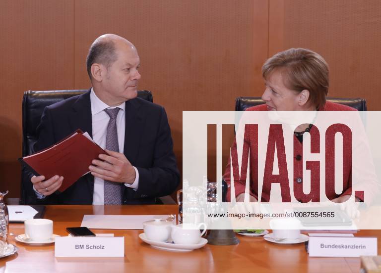 Olaf Scholz, Bundesminister der Finanzen , Bundeskanzlerin Angela Merkel, Deutschland, Berlin, Bundeskanzleramt, Kabinettssitzung , Das Bundeskabinett befasst sich in seiner 34. Sitzung am 12. Dezember 2018 unter anderem mit der innerstaatlichen Vorbereitung auf den Brexit